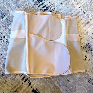 BELLY BANDIT® Postpartum Luxe Belly Wrap